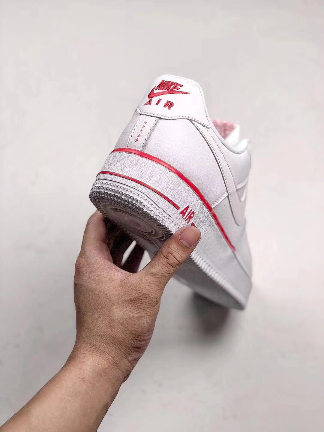 Aire Force 1 Classic with red - whatever on