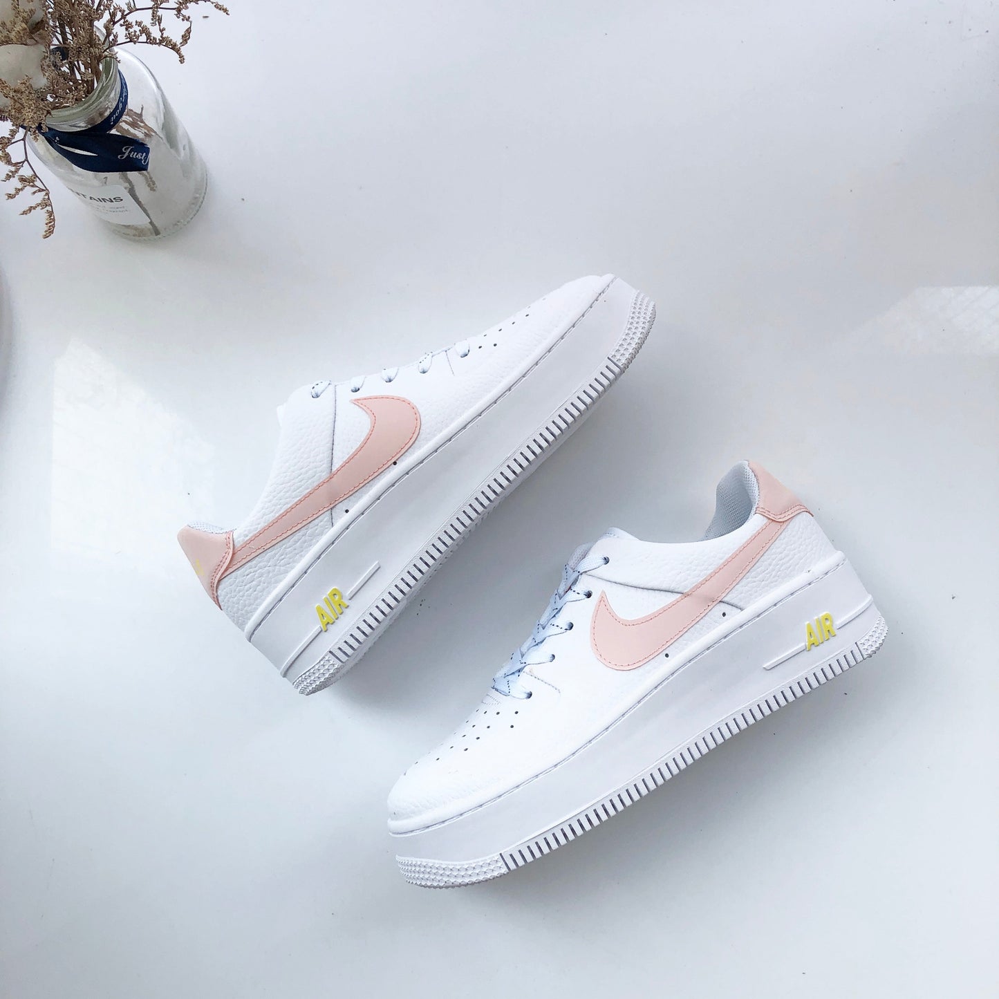 Air Force 1 SAGE LOW LX Salmon - whatever on