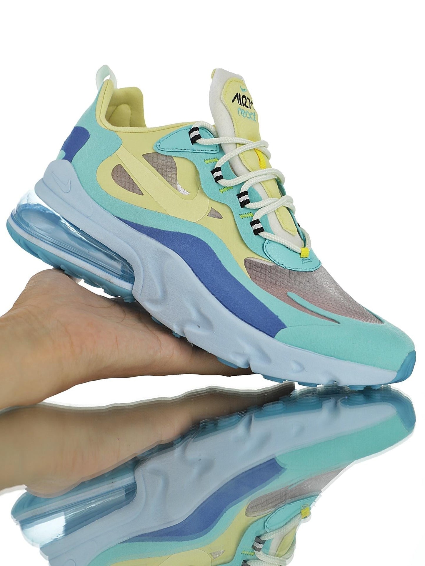 Air Max 270 React - whatever on 