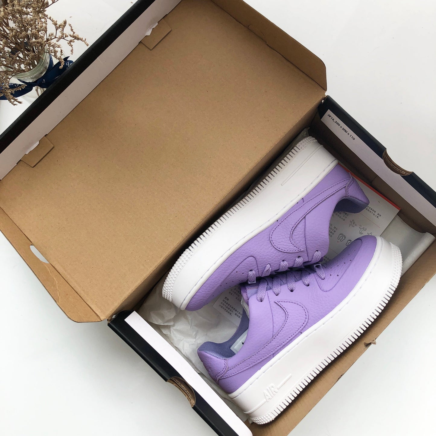 Air Force 1 SAGE LOW LX Purple 2 - whatever on 